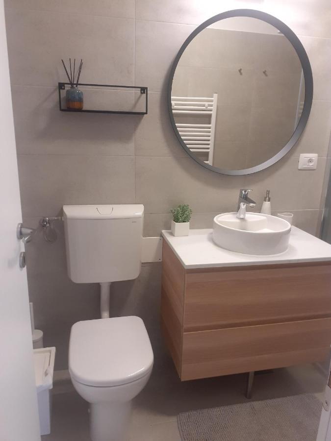 リエカNew Apartman Kozala Near City Centarアパートメント エクステリア 写真