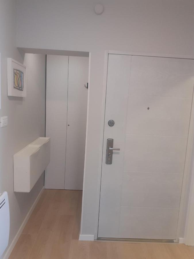 リエカNew Apartman Kozala Near City Centarアパートメント エクステリア 写真